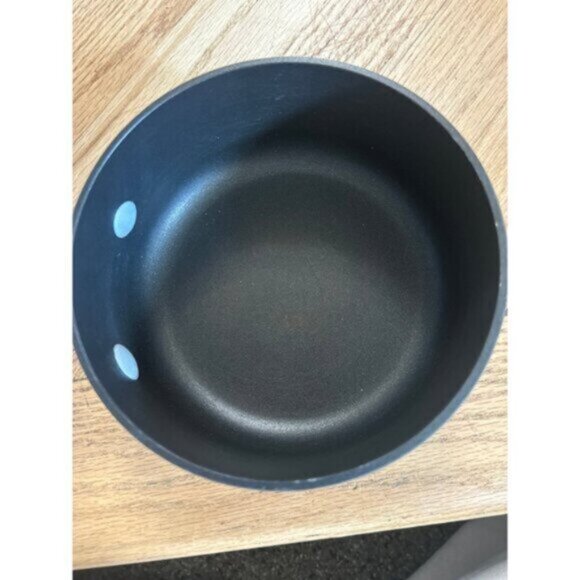 Calphalon Pot - Picture 4 of 4